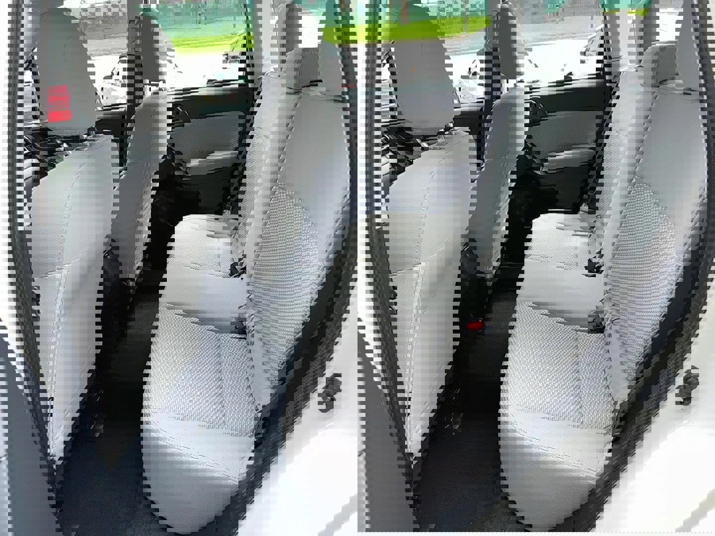 Used 2018 Subaru Forester 2.5i w/ Alloy Wheel Package image 13