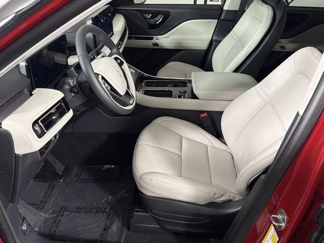 New 2026 Lincoln Aviator 2WD image 14