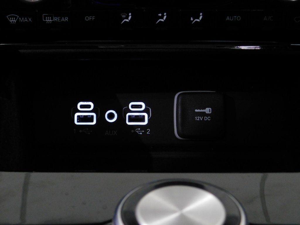 Used 2022 Jeep Grand Cherokee L Overland w/ Luxury Tech Group IV image 47