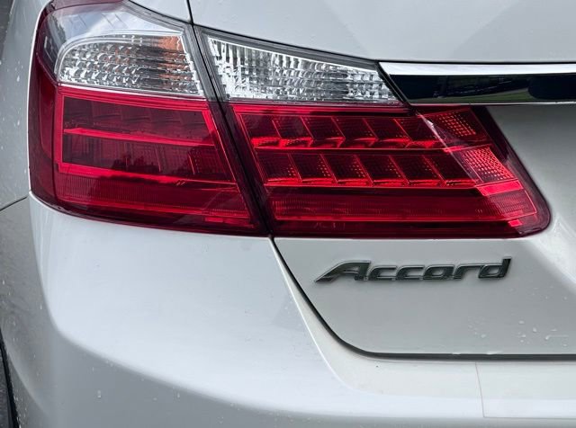 Used 2015 Honda Accord EX-L image 7