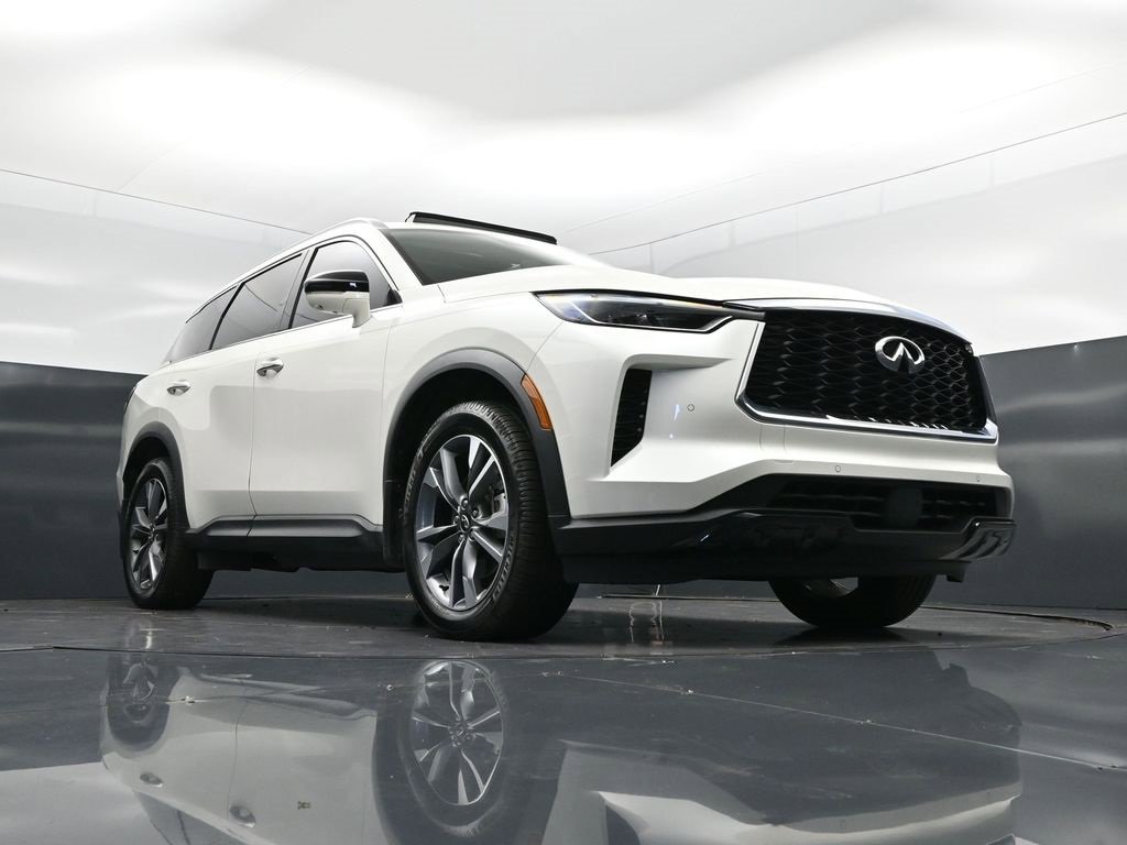 Certified 2023 INFINITI QX60 Luxe w/ Performance Audio Package image 47