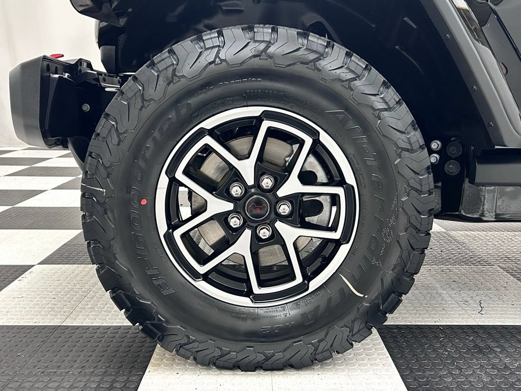 New 2026 Jeep Wrangler Unlimited Rubicon AWD/4WD image 13