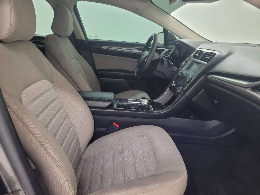 Used 2020 Ford Fusion S FWD image 21