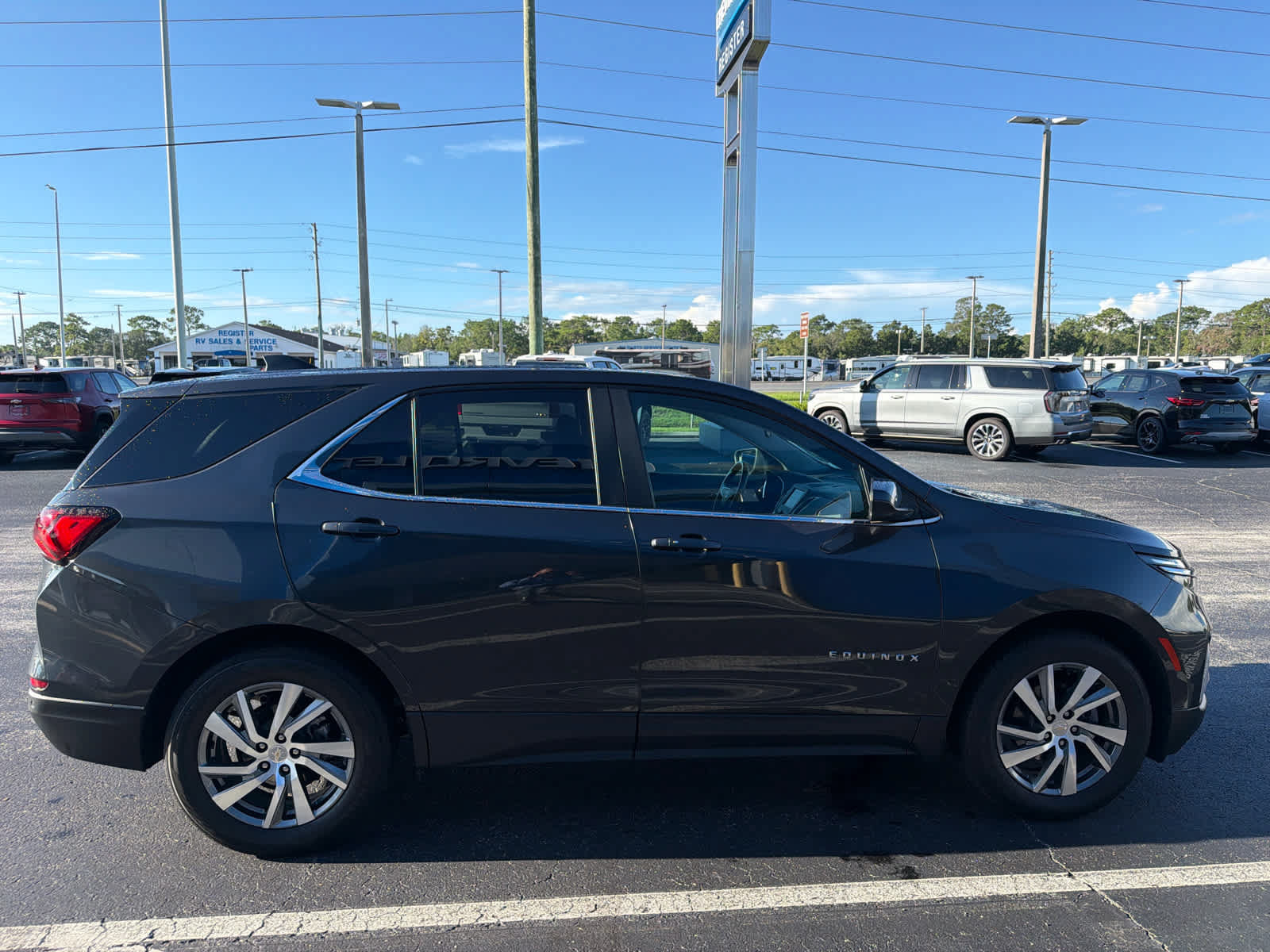 Used 2022 Chevrolet Equinox LT FWD image 6
