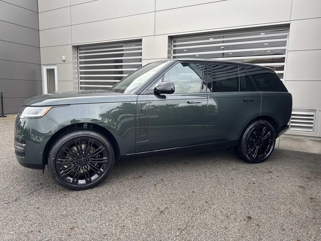 New 2026 Land Rover Range Rover SE AWD/4WD image 3