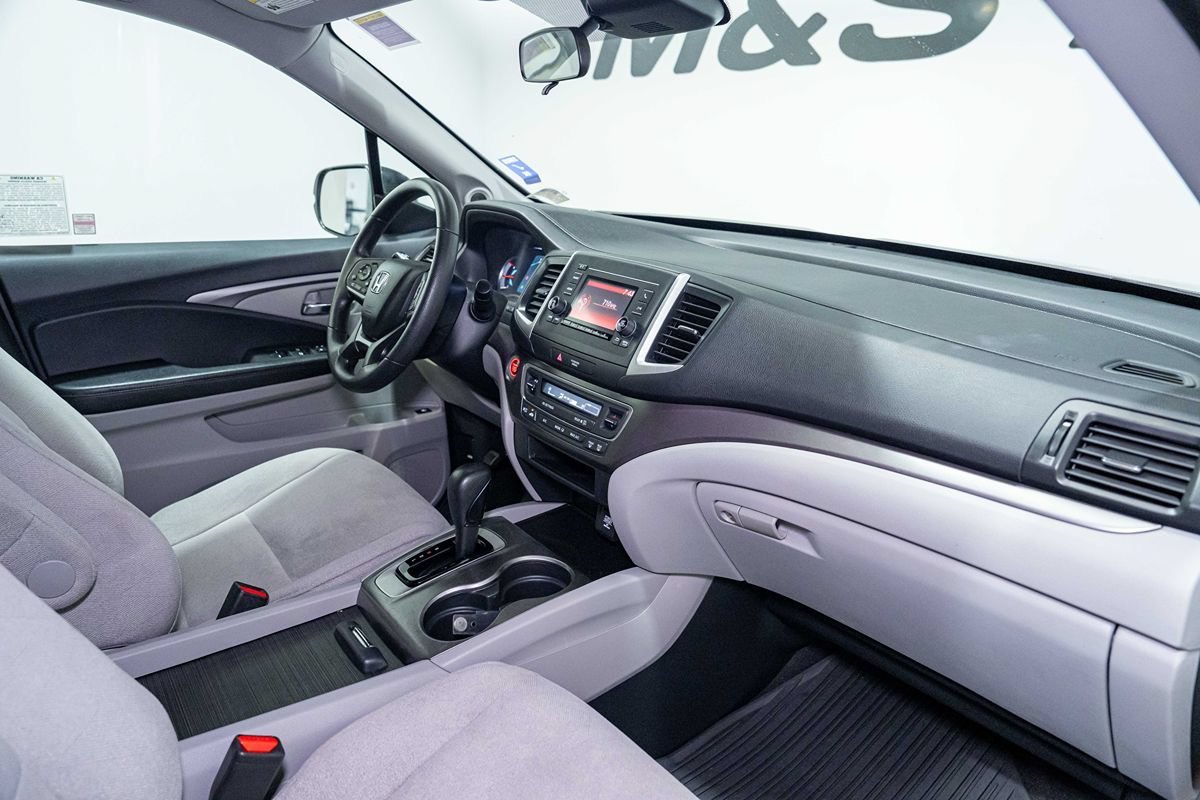 Used 2020 Honda Pilot LX image 18