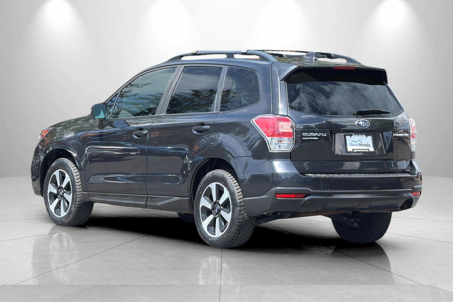 Used 2018 Subaru Forester 2.5i Premium w/ Popular Package #2A AWD/4WD image 6