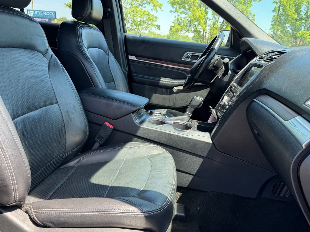 Used 2017 Ford Explorer Limited AWD/4WD image 9