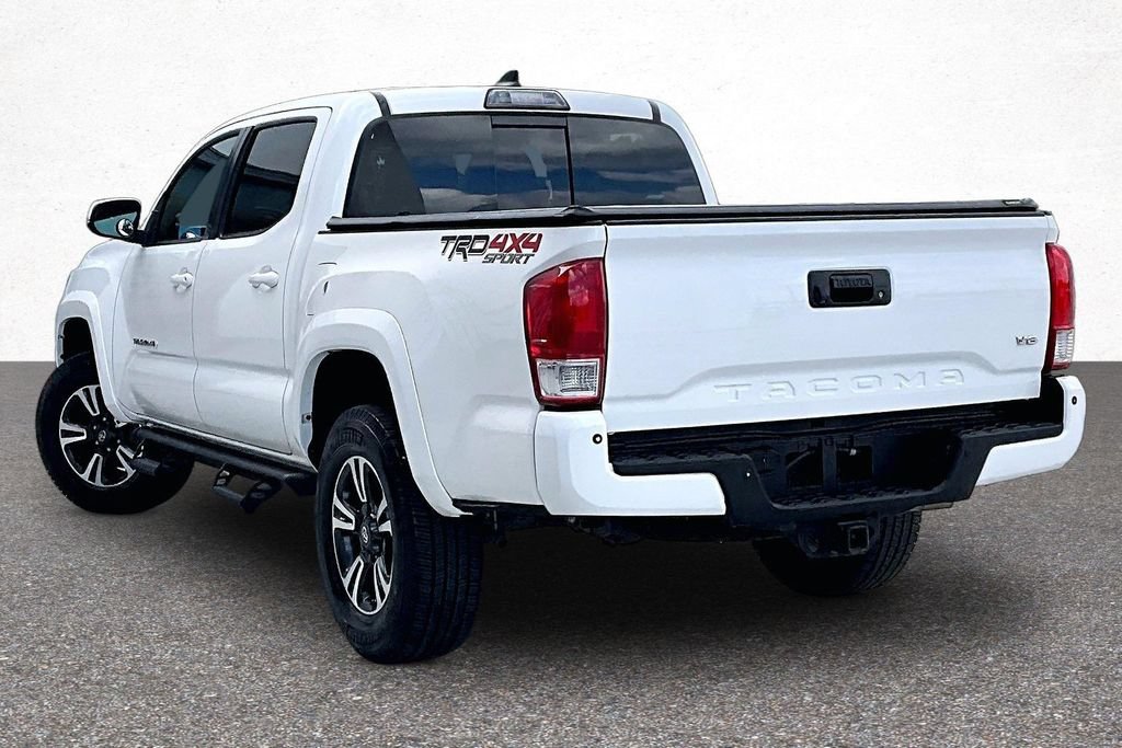 Certified 2017 Toyota Tacoma TRD Sport AWD/4WD image 7