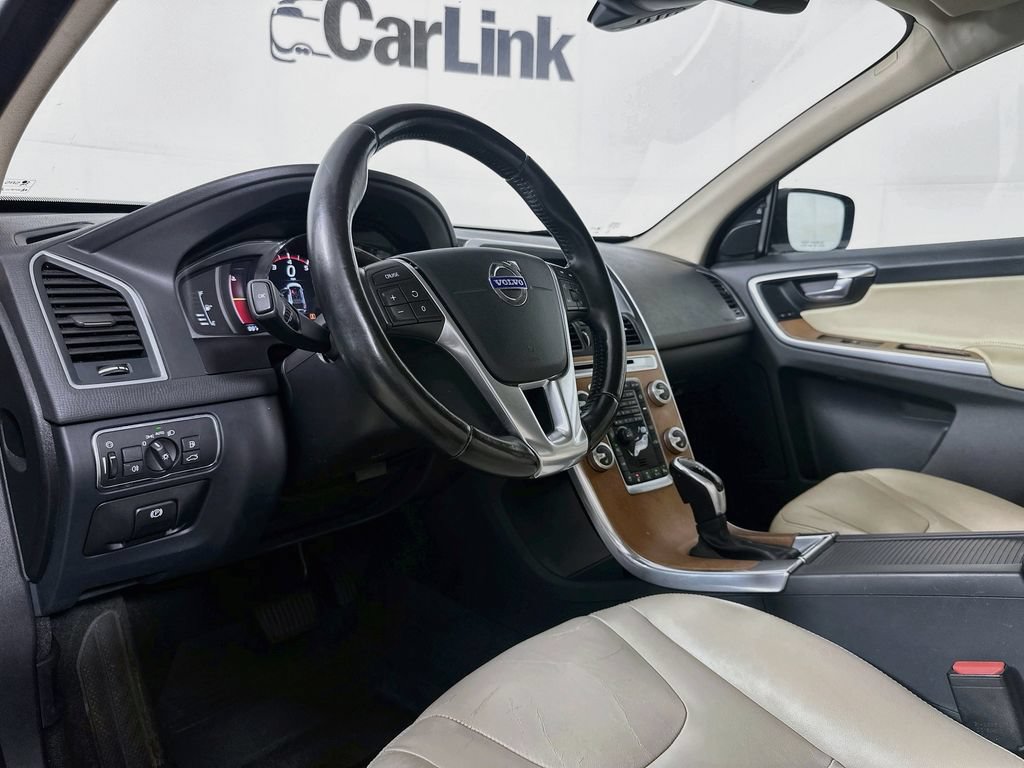 Used 2017 Volvo XC60 T5 Inscription w/ Preferred Option Package AWD/4WD image 10