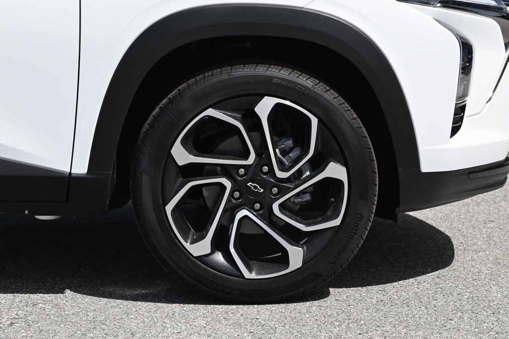New 2026 Chevrolet Trax RS FWD image 11