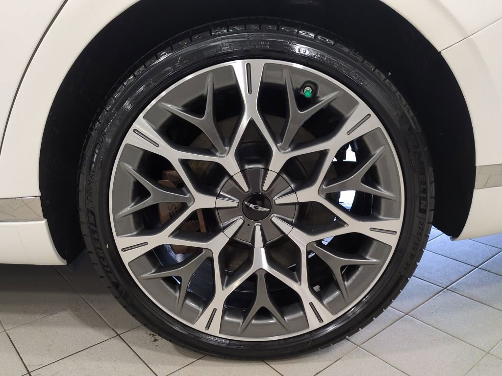Certified 2023 Genesis G90 3.5T image 20