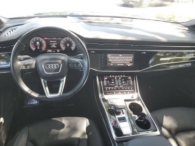 Used 2020 Audi Q7 3.0T Prestige w/ Prestige Package AWD/4WD image 16