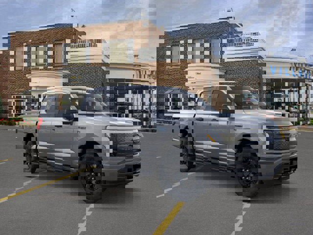 New 2025 Ford F150 Lightning XLT image 32