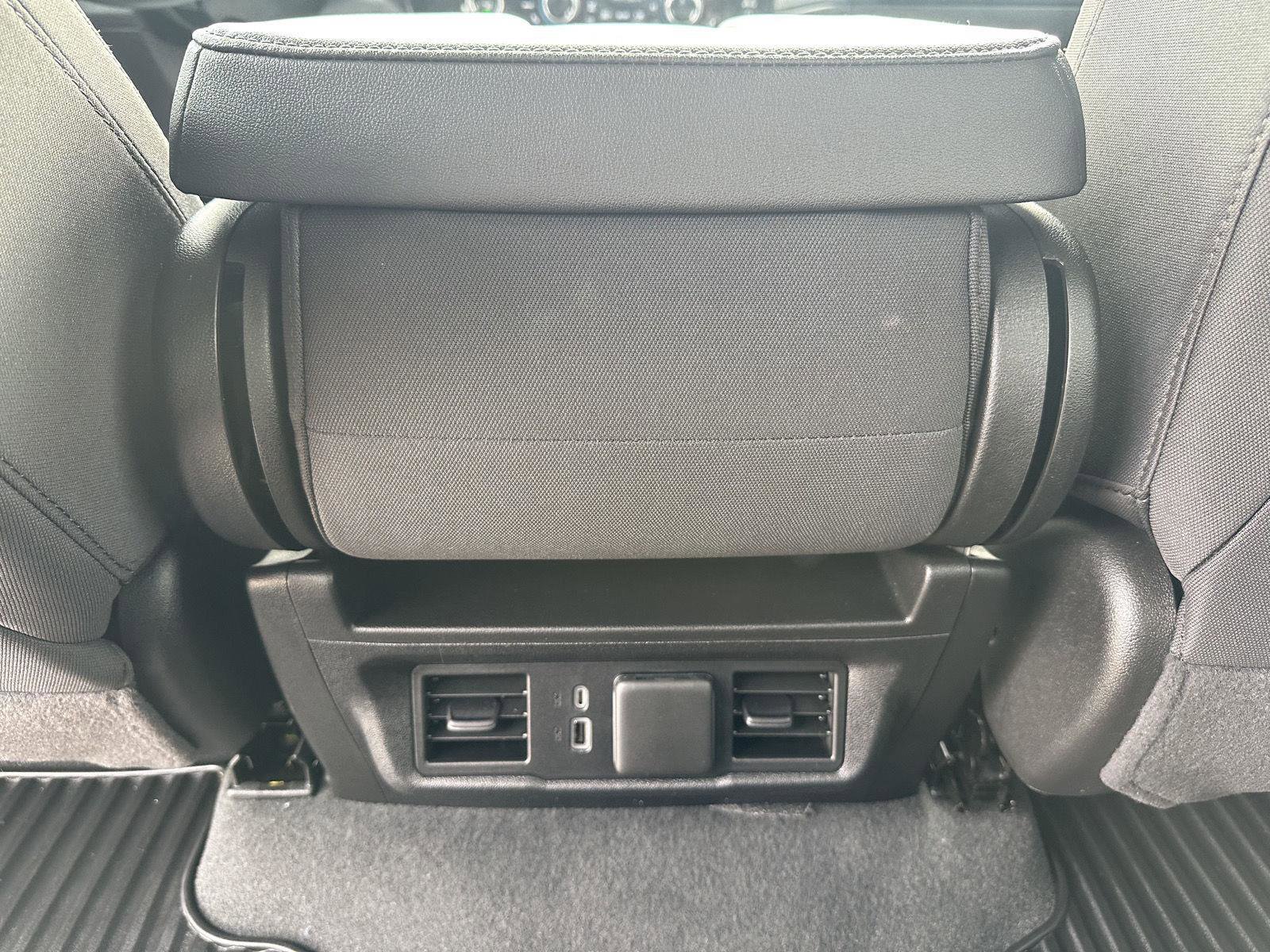 Used 2024 Chevrolet Silverado 1500 LT image 16