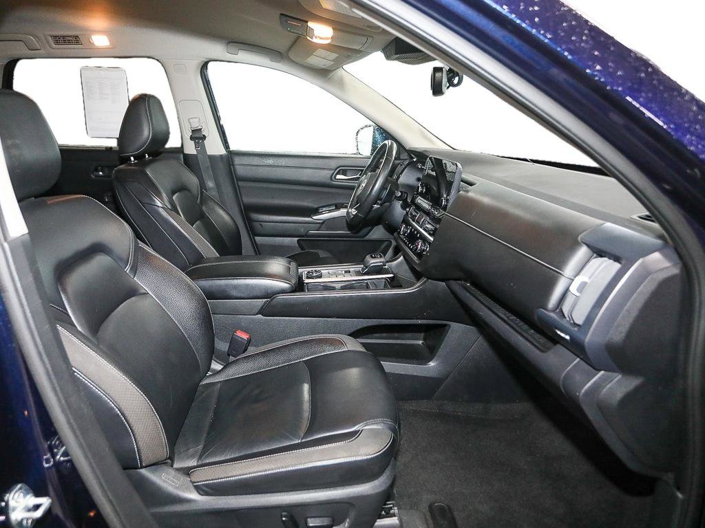 Used 2022 Nissan Pathfinder SL image 23
