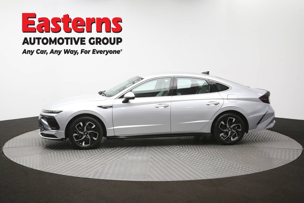 Used 2025 Hyundai Sonata SEL FWD image 59