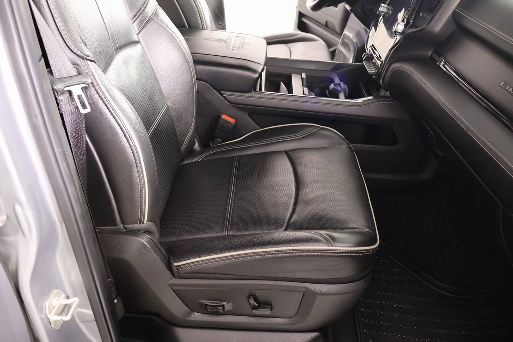 Used 2024 RAM 2500 Limited image 14