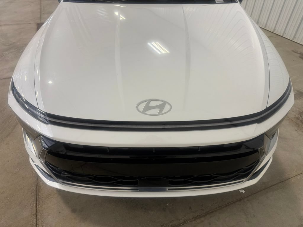 Certified 2026 Hyundai Sonata SEL FWD image 4