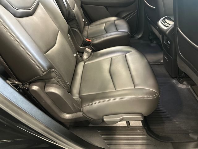 Used 2024 Cadillac XT6 Premium Luxury w/ Technology Package image 31