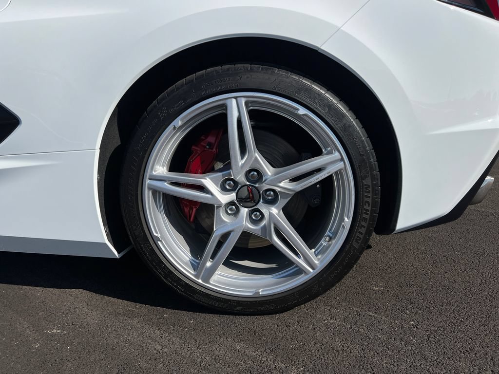 Used 2023 Chevrolet Corvette Stingray Preferred Cpe w/ Z51 Performance Package RWD image 27
