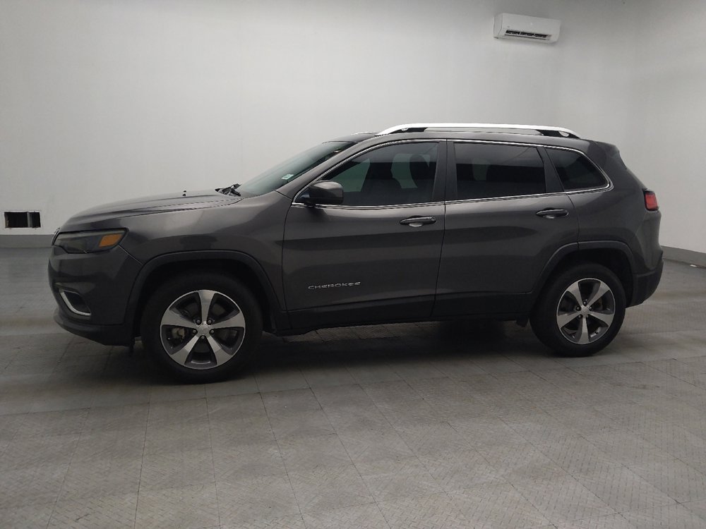 Used 2019 Jeep Cherokee Limited AWD/4WD image 2