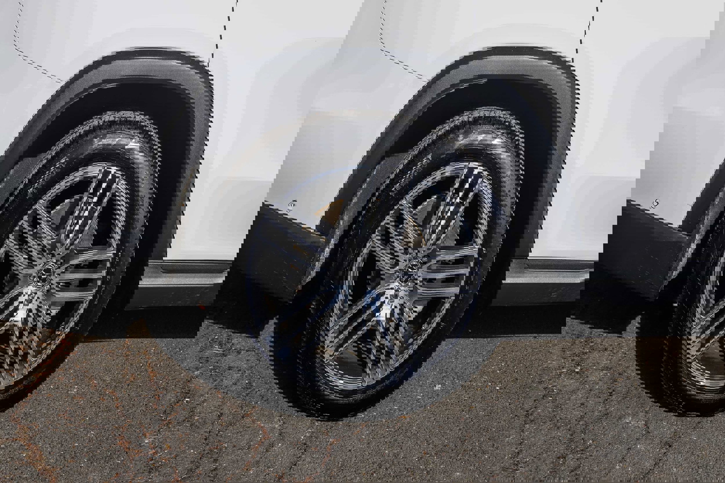 Used 2024 Mercedes-Benz GLS 450 4MATIC image 6