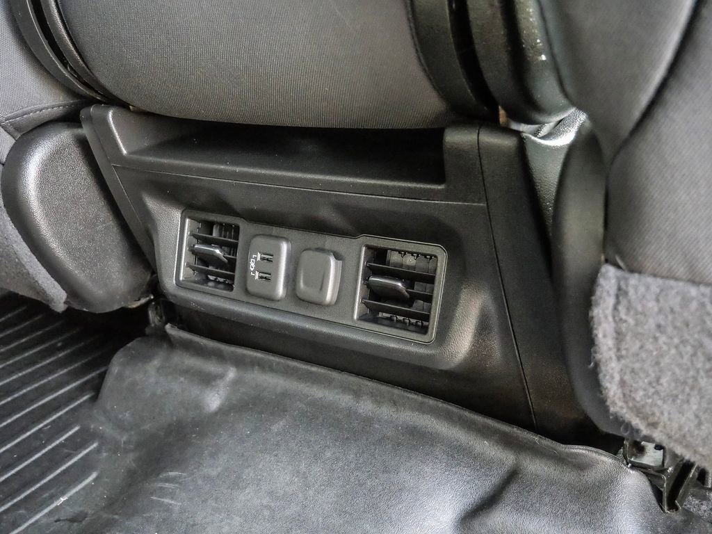 Used 2020 GMC Sierra 1500 Elevation w/ Elevation Value Package image 23