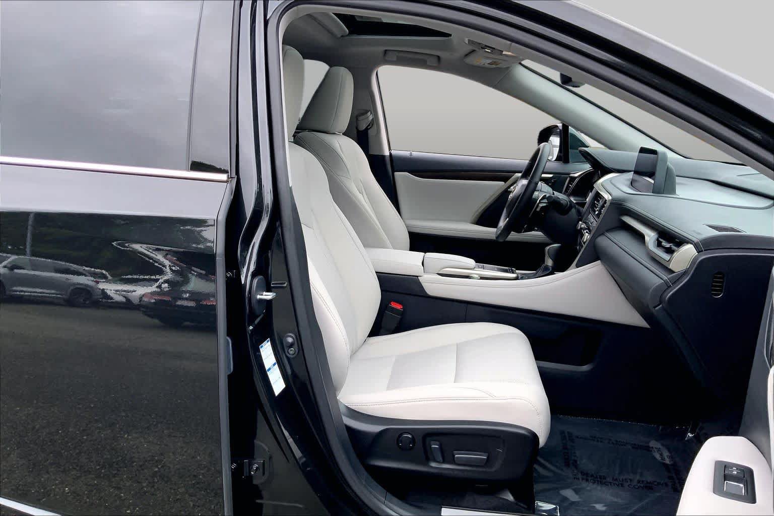 Certified 2022 Lexus RX 450h AWD w/ Premium Package image 9
