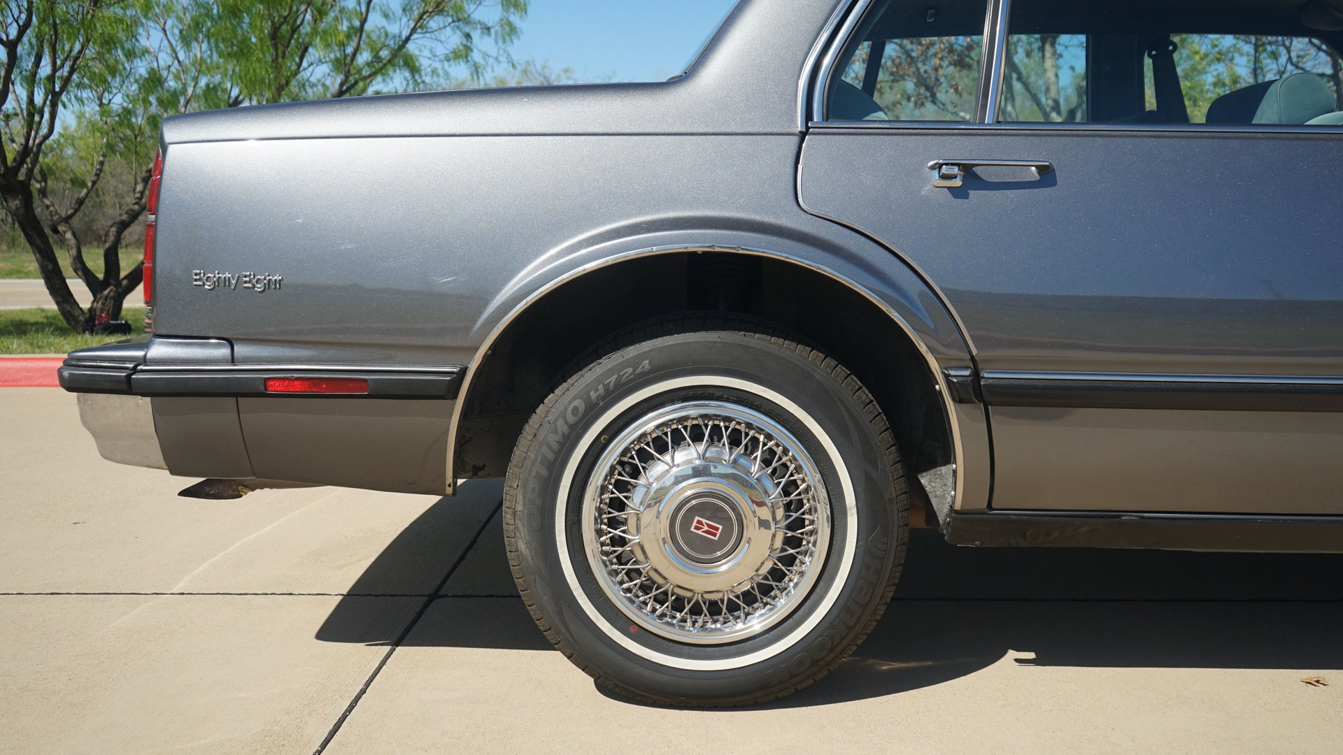 Used 1989 Oldsmobile 88 Royale image 39