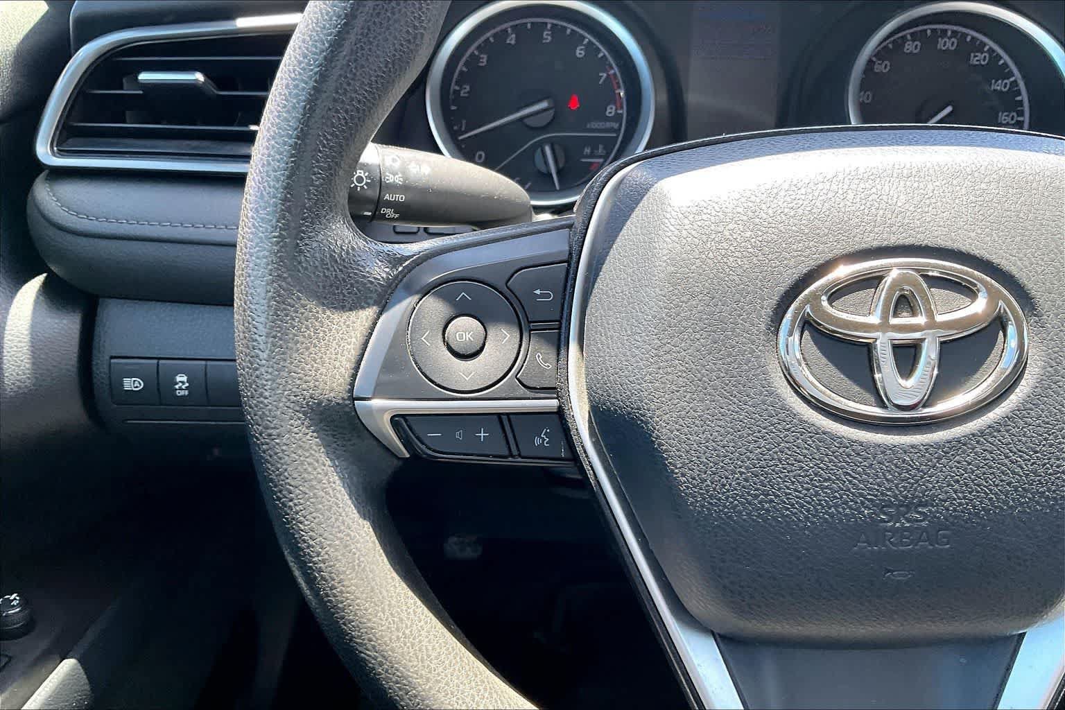 Used 2022 Toyota Camry LE FWD image 24