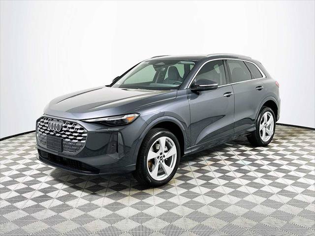 Certified 2025 Audi Q5 Premium Plus w/ Premium Plus AWD/4WD image 3
