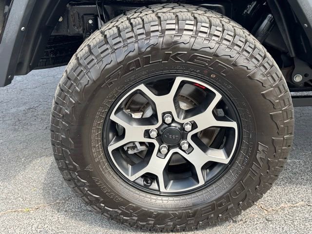 Used 2022 Jeep Gladiator Sport image 6