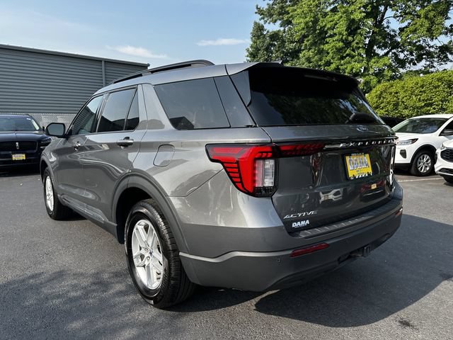 Certified 2025 Ford Explorer Active AWD/4WD image 7