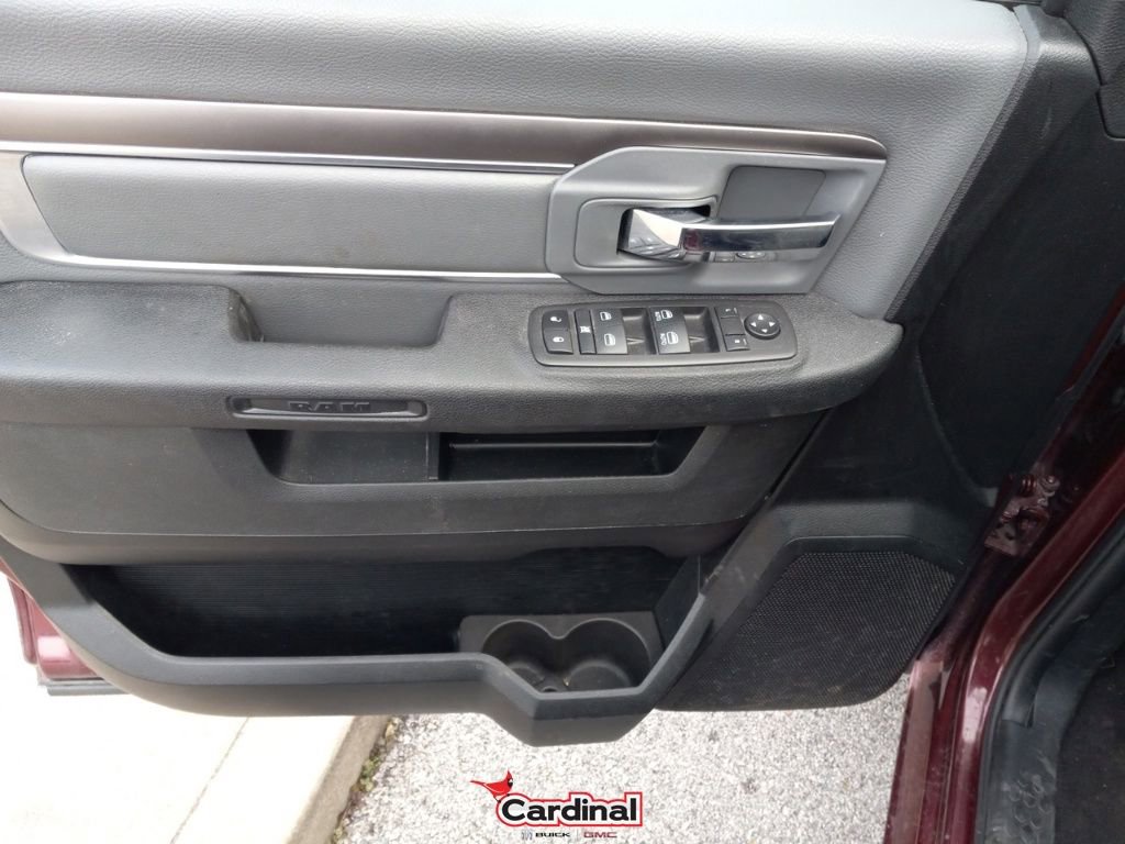 Used 2024 RAM 1500 Classic SLT image 18