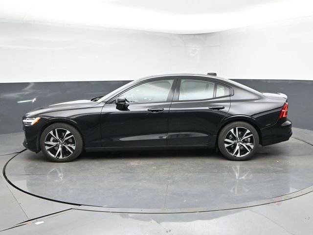 Used 2024 Volvo S60 B5 Plus w/ Climate Package AWD/4WD image 6