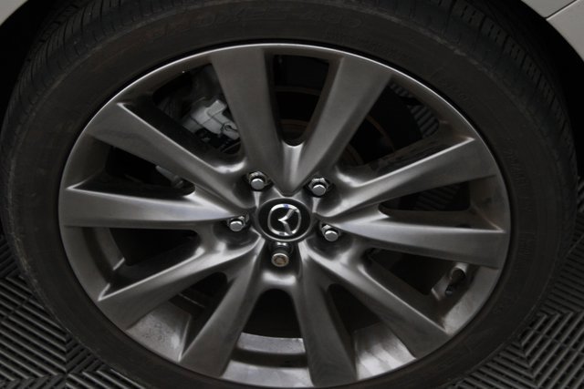 Used 2023 MAZDA MAZDA3 s image 9