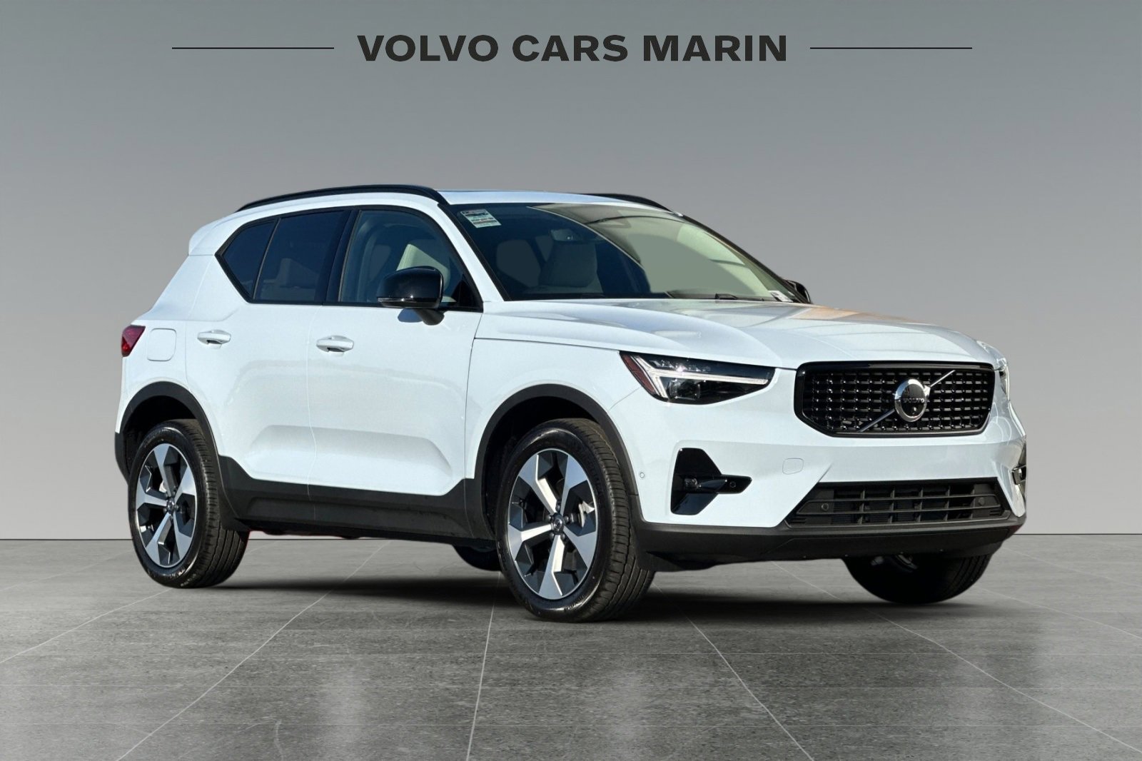 New 2026 Volvo XC40 B5 Plus w/ Protection Package Premier image 9