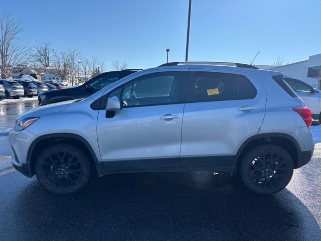 Used 2022 Chevrolet Trax LT w/ Driver Confidence Package image 7