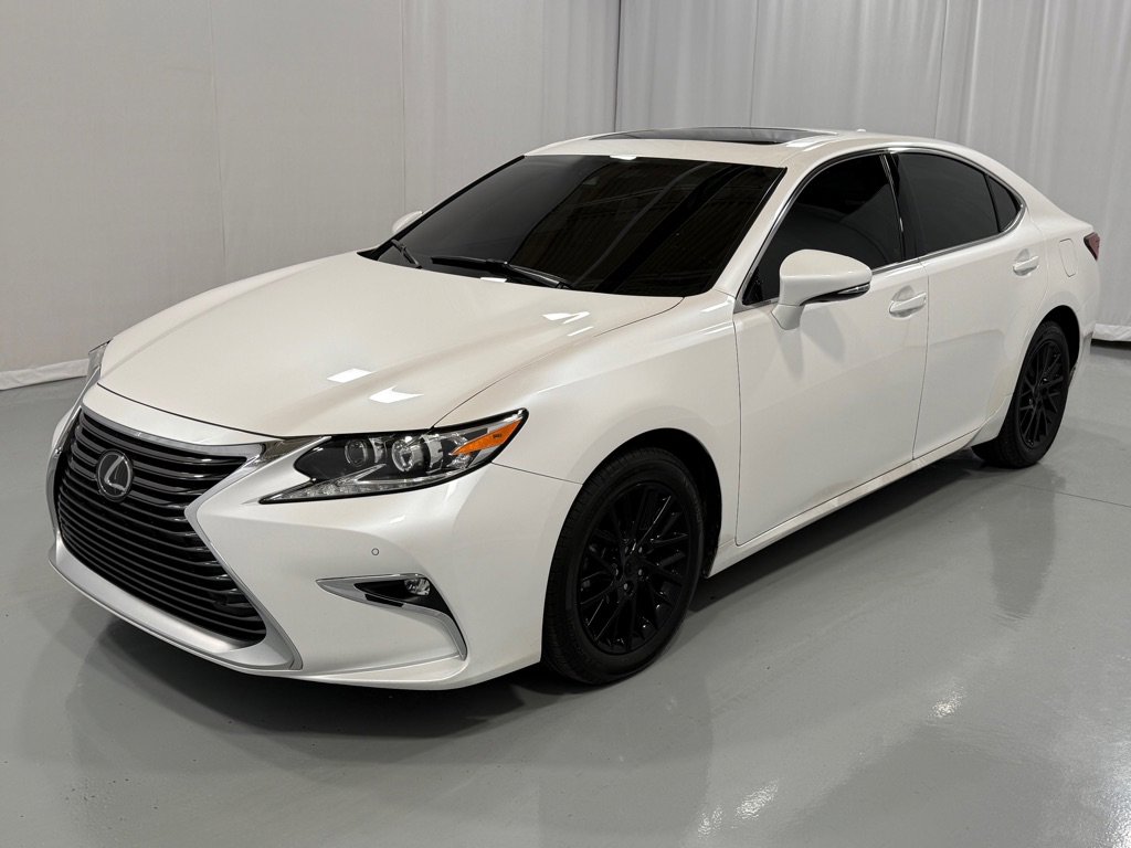 Used 2017 Lexus ES 350 image 1