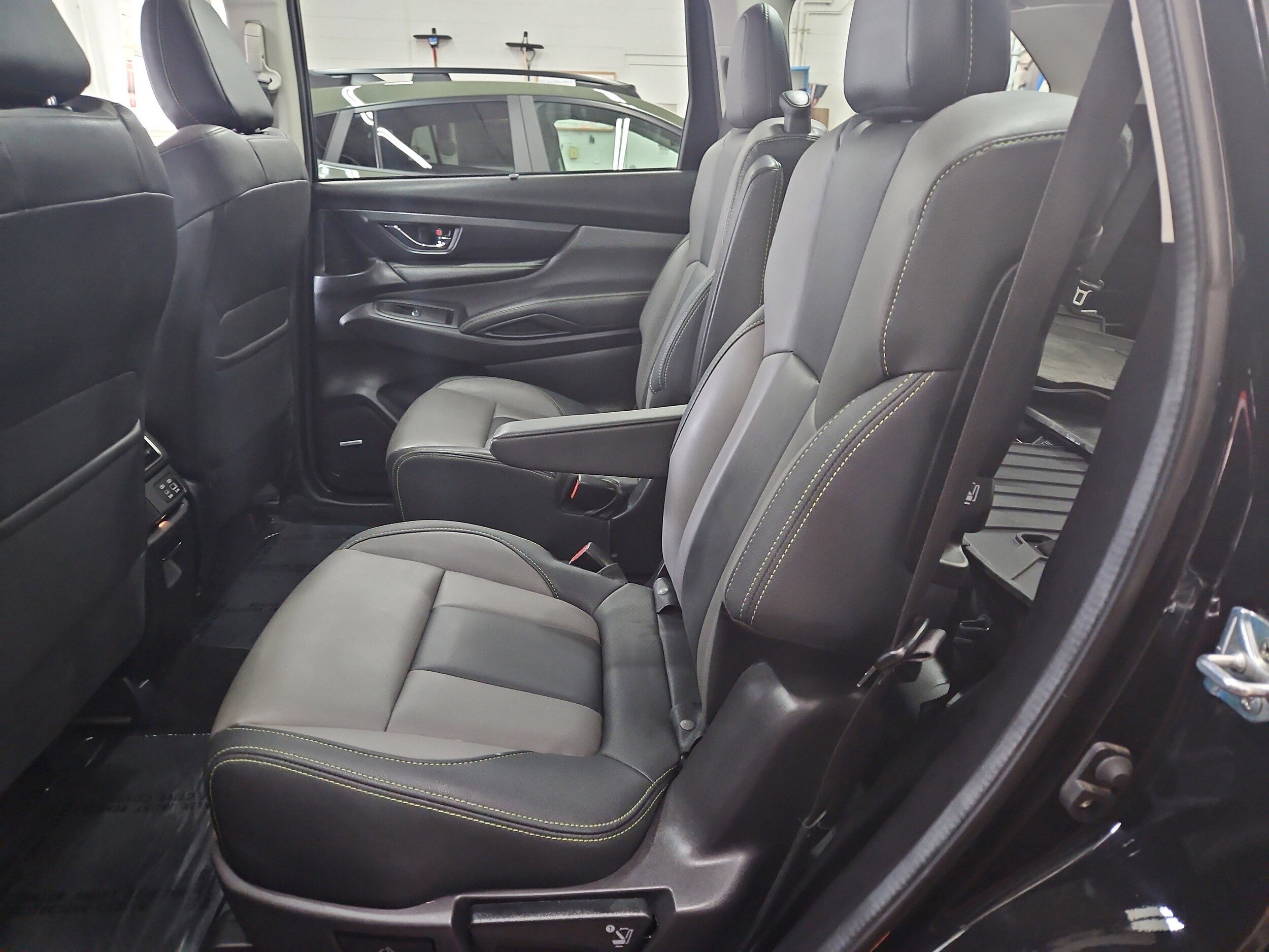 Used 2024 Subaru Ascent Onyx Edition Limited AWD/4WD image 13