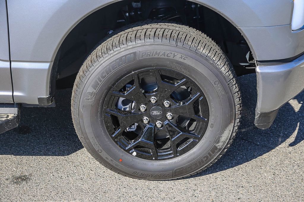 New 2025 Ford F150 Lightning XLT AWD/4WD image 14