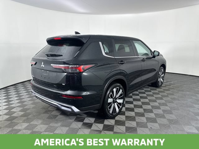 New 2026 Mitsubishi Outlander SE FWD image 9