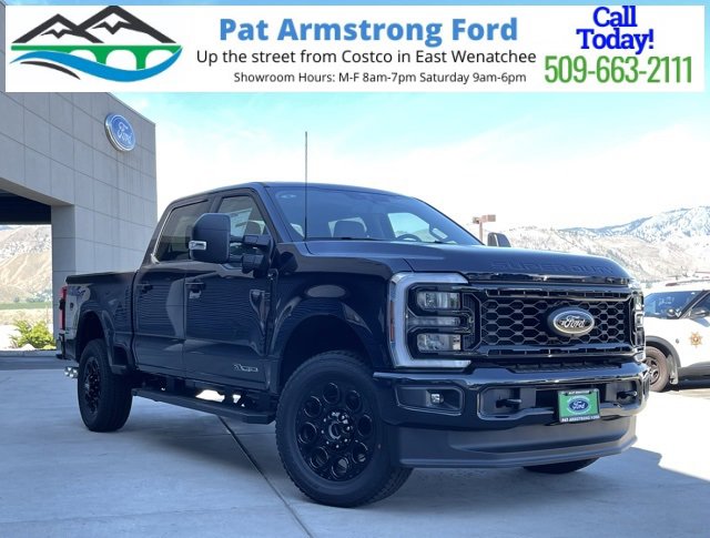 New 2025 Ford F250 XLT w/ Black Appearance Package