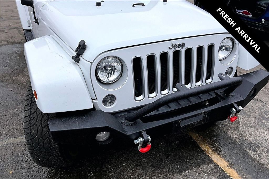 Used 2016 Jeep Wrangler Unlimited Sahara image 29