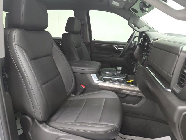 Certified 2024 Chevrolet Silverado 1500 LTZ w/ Technology Package image 28