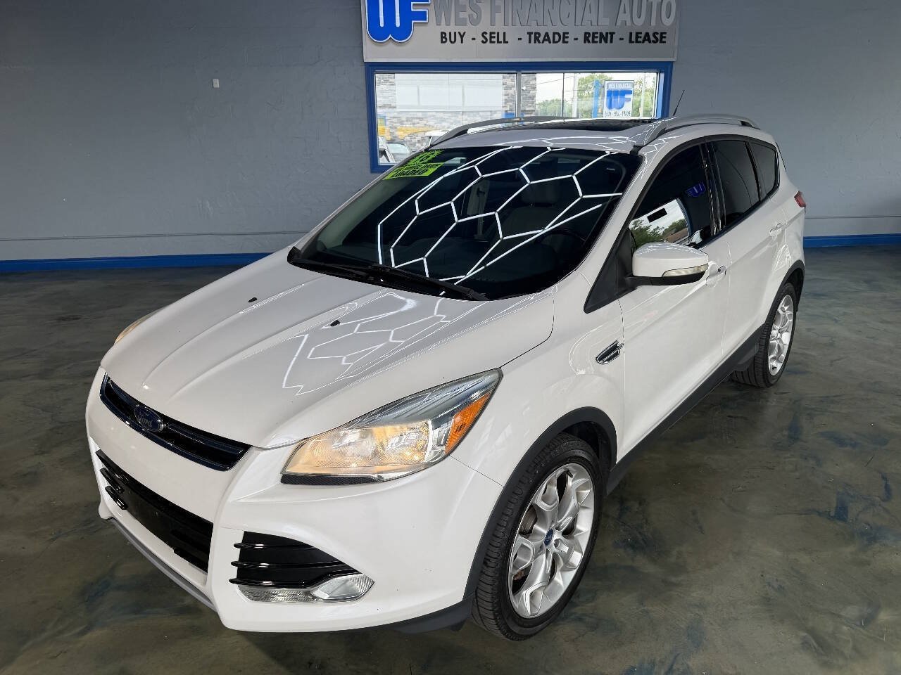 Used 2016 Ford Escape Titanium w/ Canadian Touring Package AWD/4WD image 5