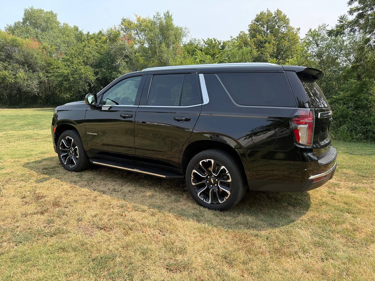 Used 2022 Chevrolet Tahoe LT AWD/4WD image 7