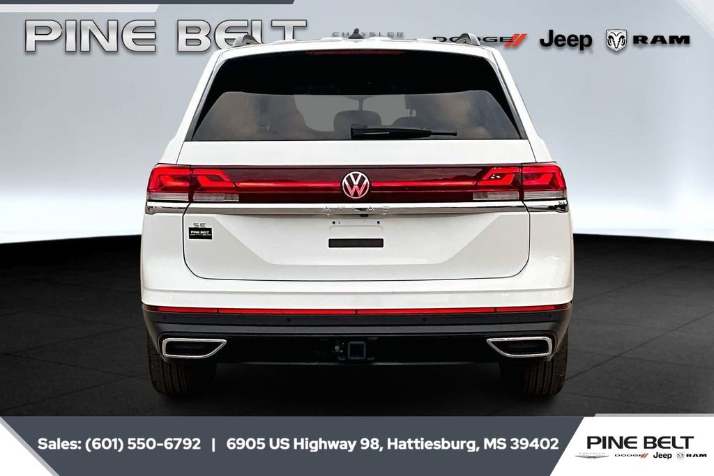 Used 2025 Volkswagen Atlas SE image 4