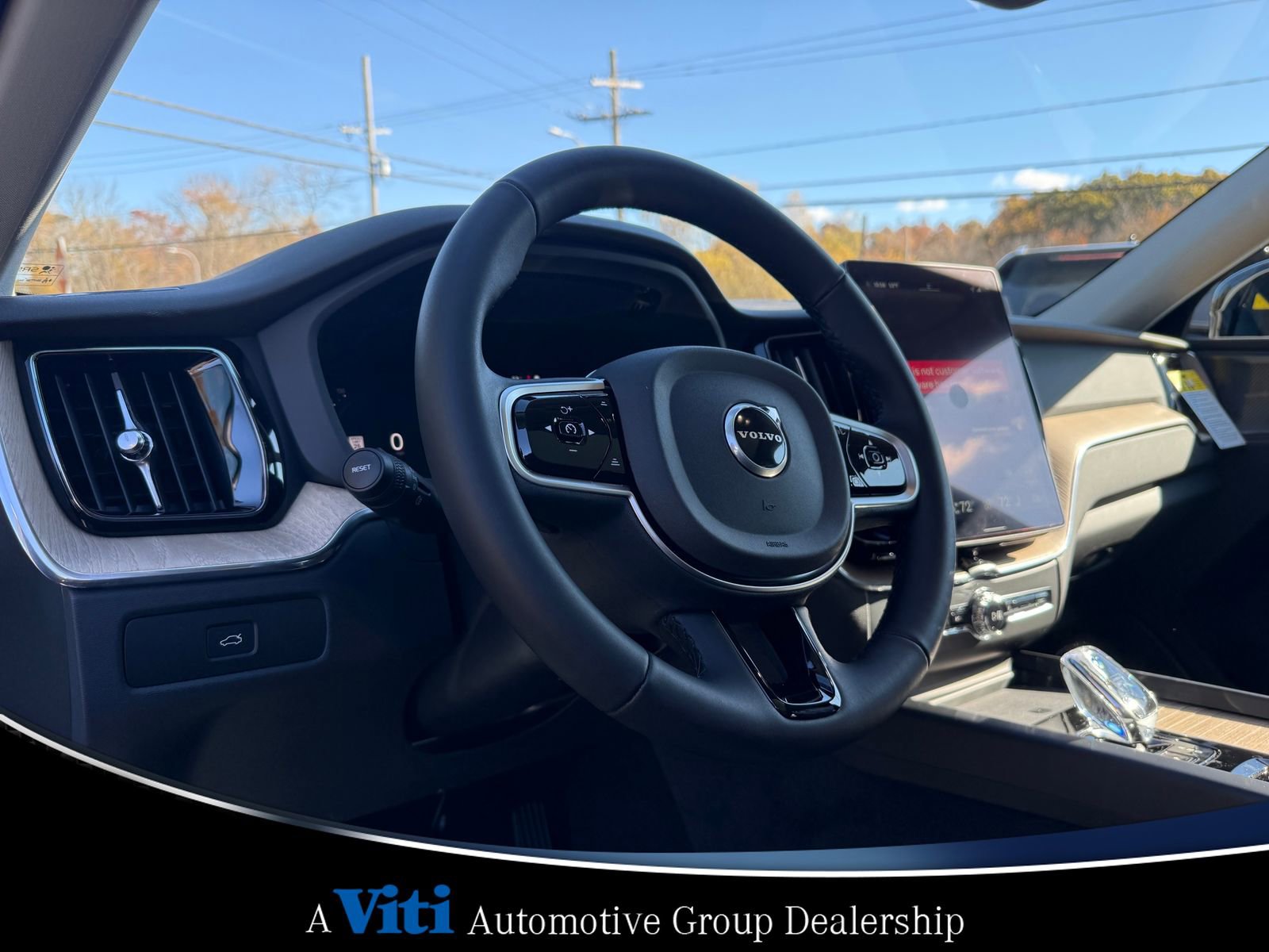 Used 2026 Volvo XC60 B5 Plus w/ Protection Package Premier image 12